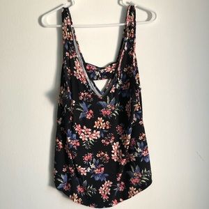 American Eagle Printed Floral Top